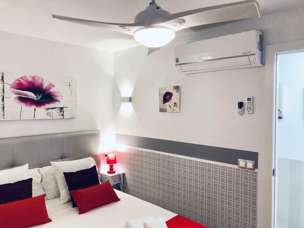 My Sweet Red Apartment Benidorm Exterior foto